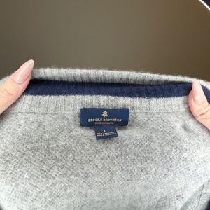 Brooks Brothers 100% Cashmere crew neck